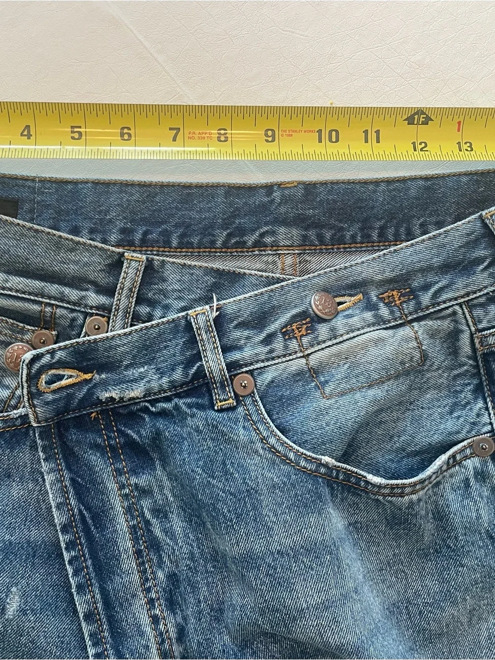R13 Cross-Over Jeans - Jasper wash. sz 28 - Picture 8 of 9